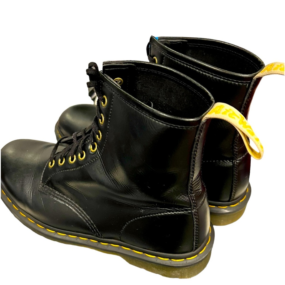 Dr Martens 14045 Black Vegan Leather Black Sz 11 Medium Women Sz 10 for Men